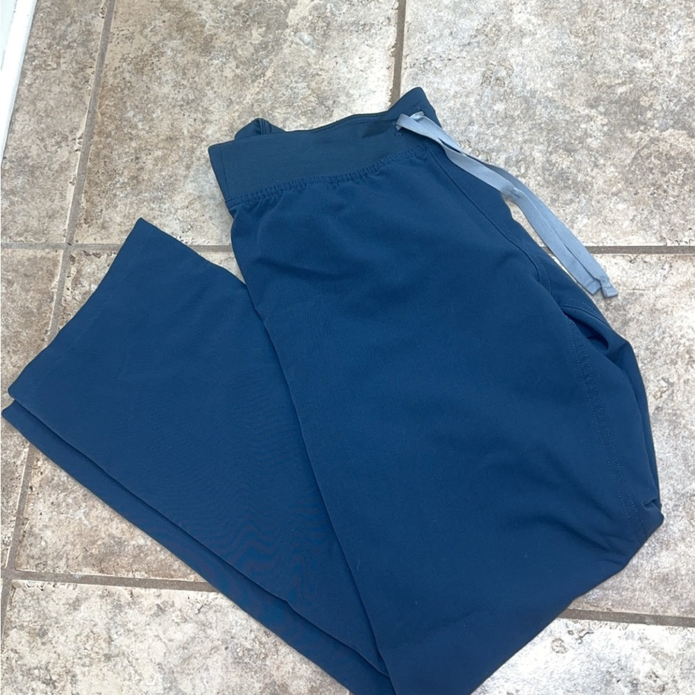 Figs Women's Navy Blue Scrub Pants